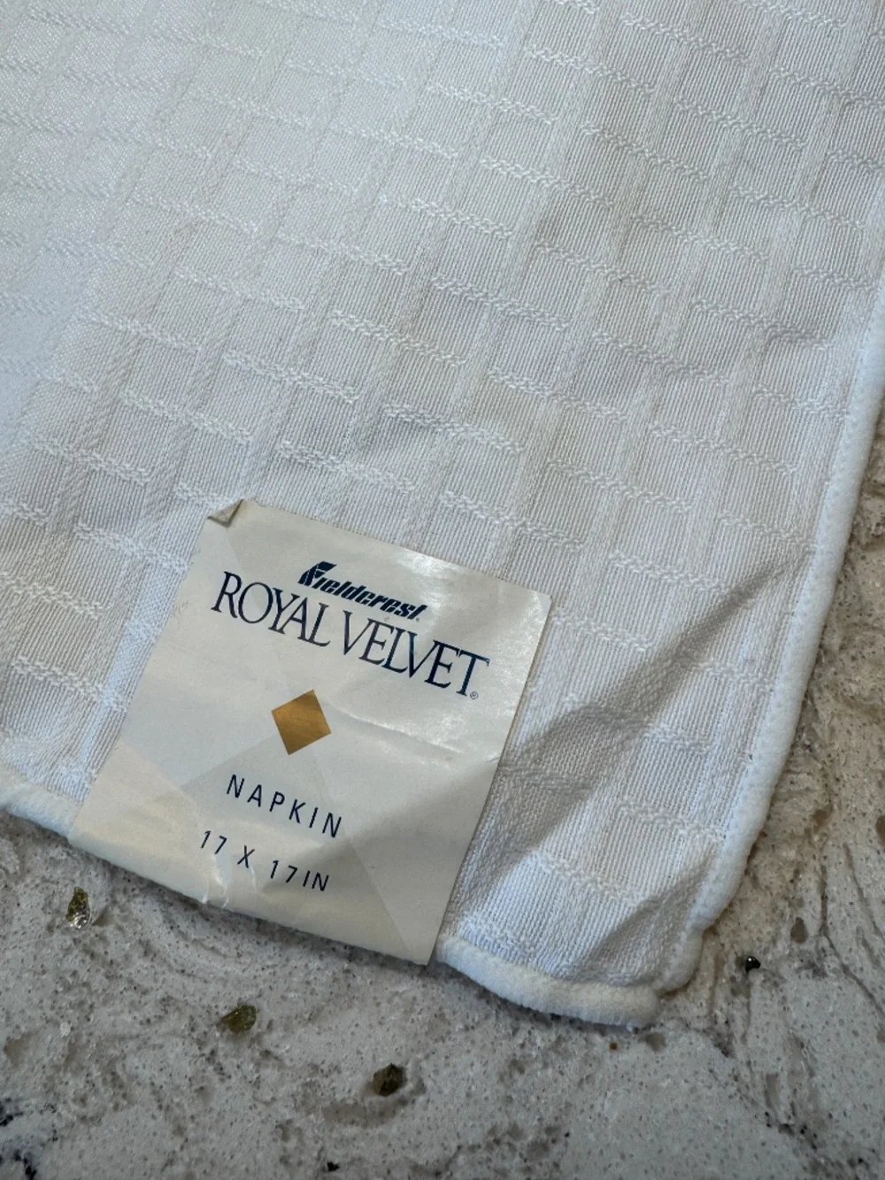 Fieldcrest Royal Velvet Set of 4 Dinner Napkins White linen